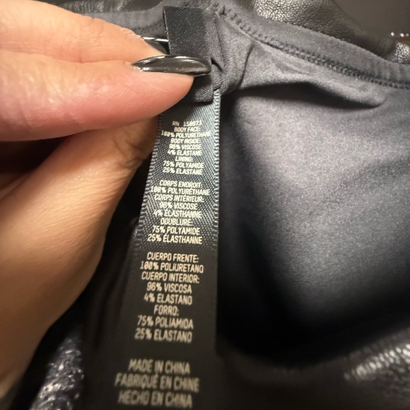 Skims Faux Leather Leggings Black High Waisted XL Stretch Pants - Picture 4 of 5